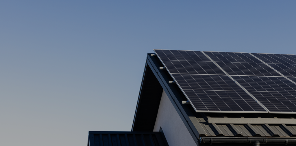 Modern residential solar home